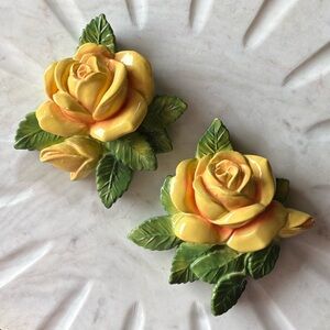 Set of 2 Vintage Delcraft Chalkware Wall Hangings - Yellow Roses + Greenery